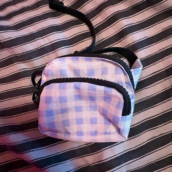 BAGGU Light Blue Gingham Fannypack Bag Charm - Picture 1 of 2